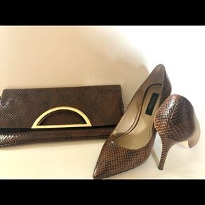 White House Black Market size 8M shoes and clutch purse